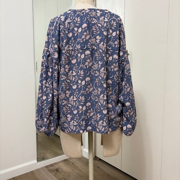 Splendid Eleanor Woman's Blue Floral Bohemian Long Sleeve Top Medium - Picture 6 of 9